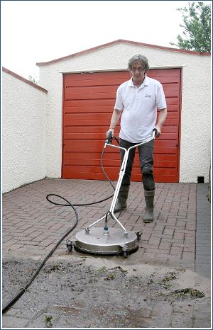 conwy drive clean cleaning in action